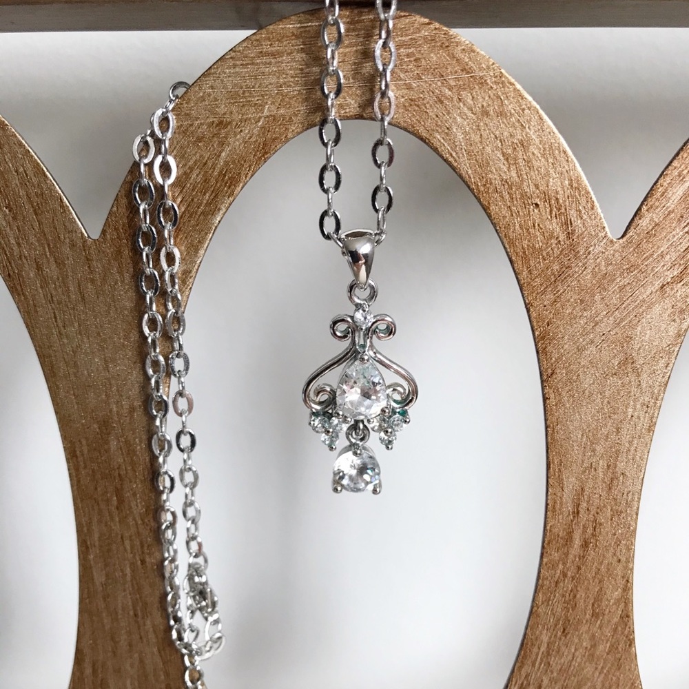 Beautiful Cubic Zirconia Pendant!
